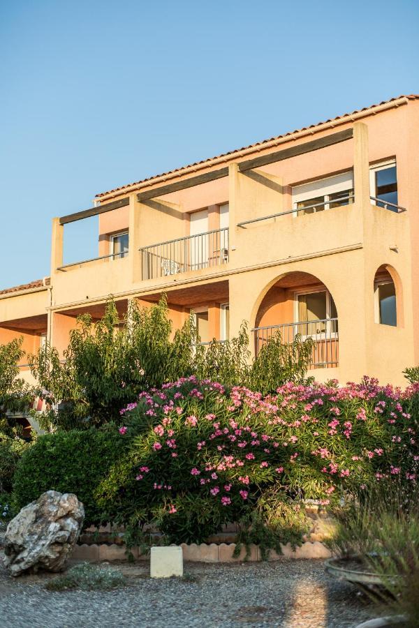 Hotel Les Galets Сен-Флоран Екстериор снимка